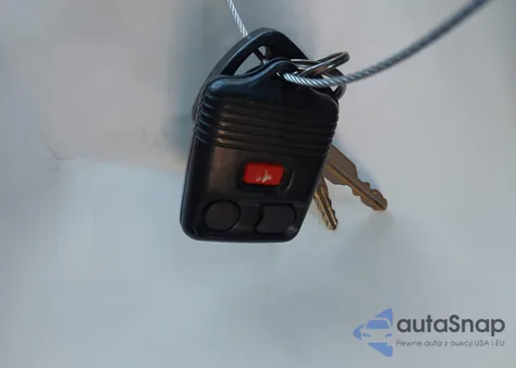 2001 Ford F-150 Harley-Davidson Edition/King Ranch Edition/Lariat/Xlt из США, поврежденный, VIN 1FTRW07L41KC51311